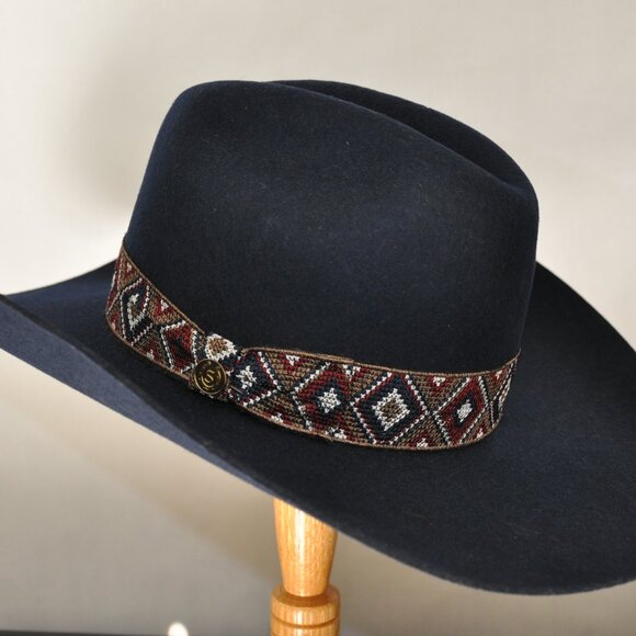 Stetson Eastwood - Picture 2 of 5